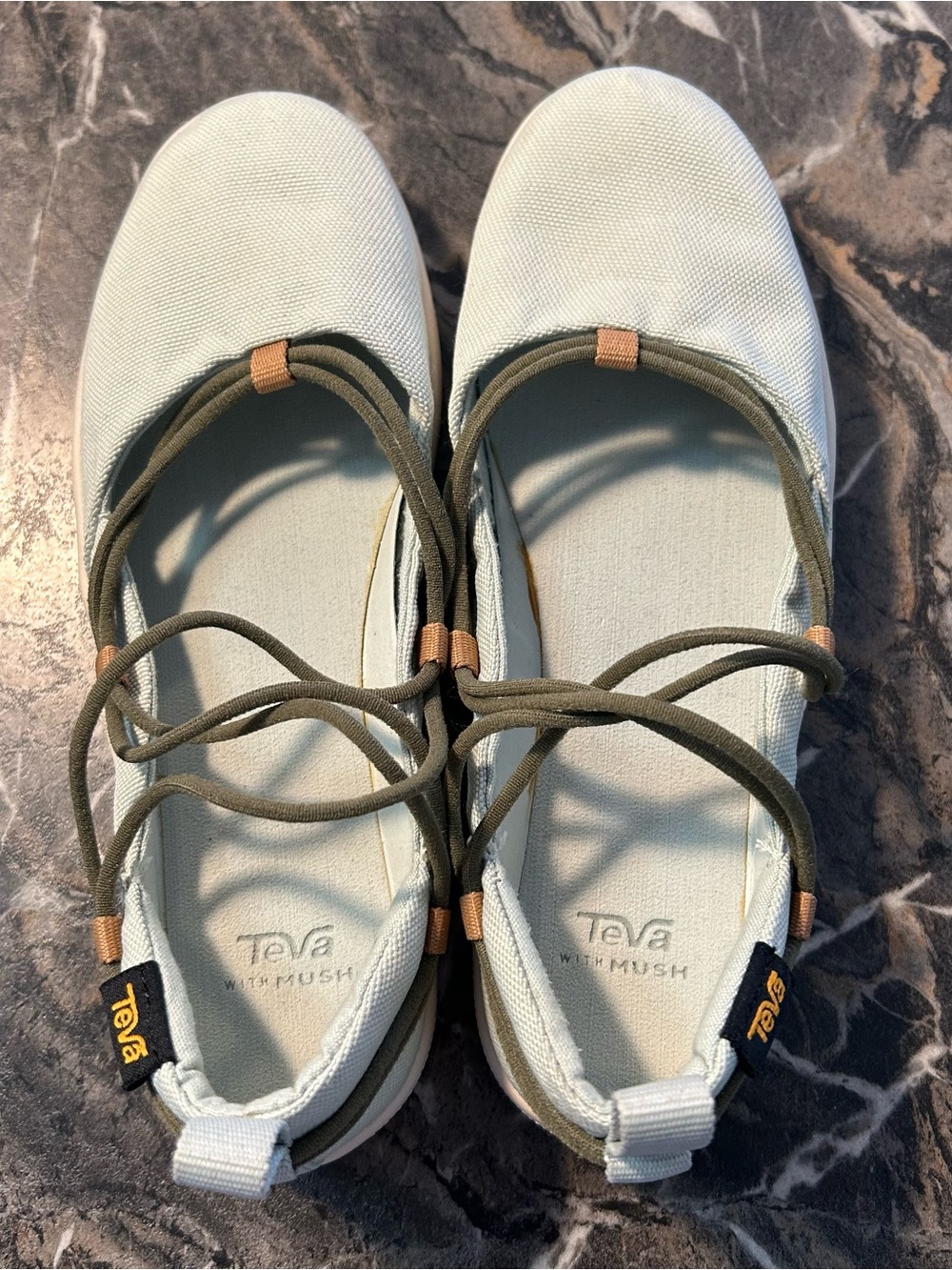 Teva Women’s Voya Infinity Mary Janes Shoes Size 6.